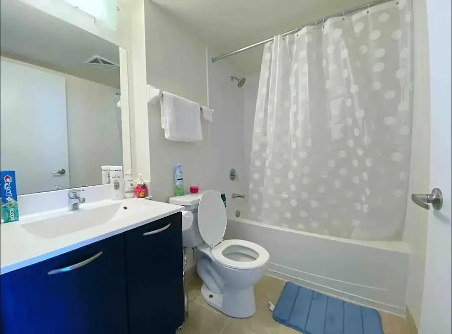 Apartment Cozy One Bedroom Unit With Balcony Toronto